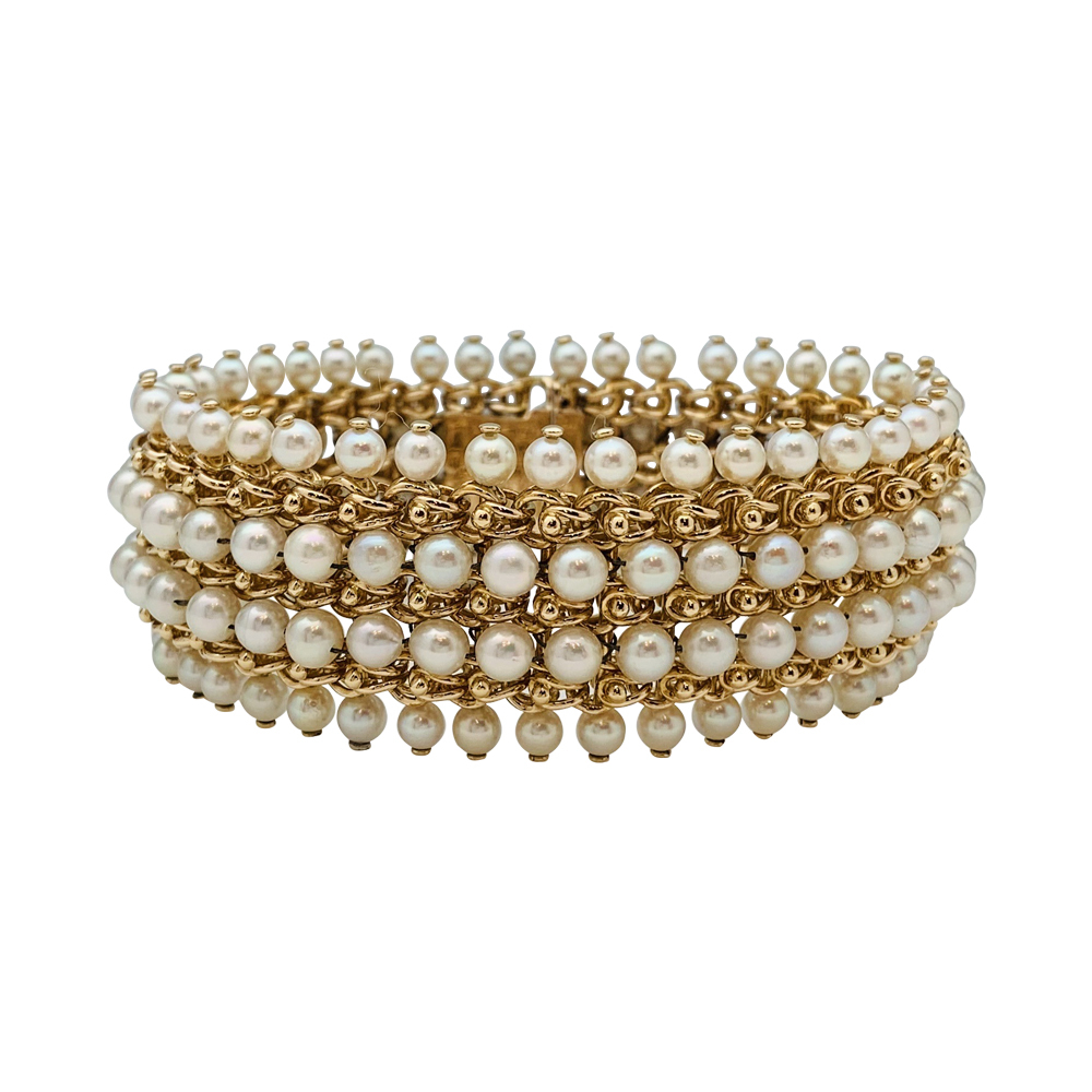 Yellow gold Bulgari pearls bracelet. 190 mm