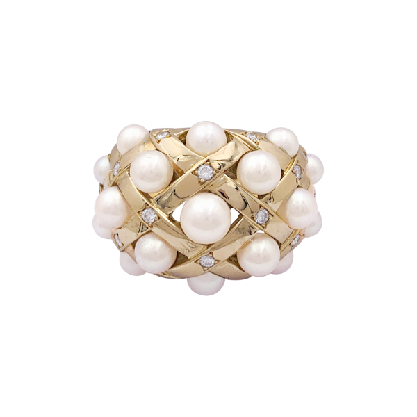 Bague Chanel, "Baroque", or jaune, diamants et perles.