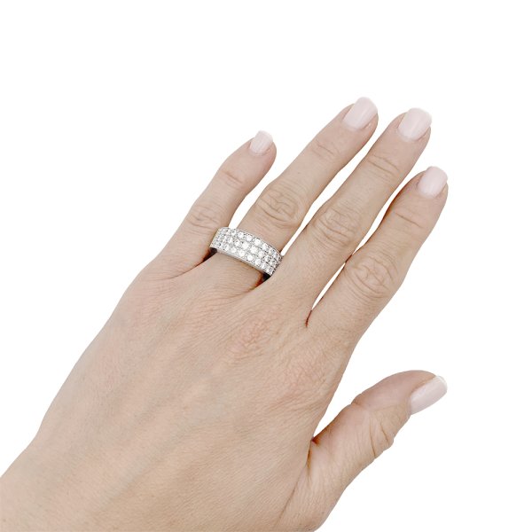 Chopard white gold and diamonds ring