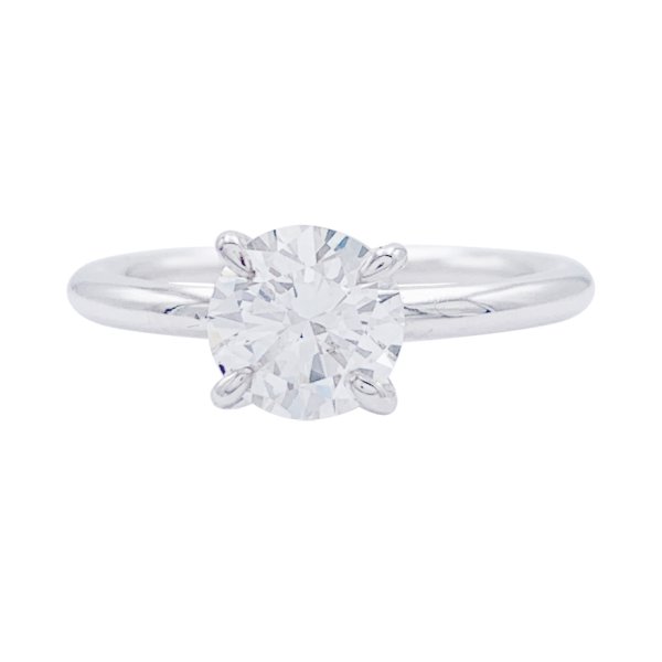 Bague solitaire en or blanc, diamant 1,11 carat.