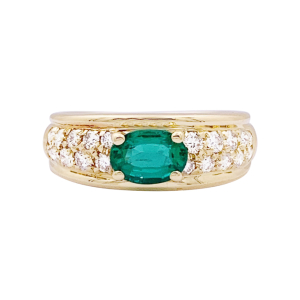 Boucheron gold, diamonds and emerald ring, "Axelle" collection.