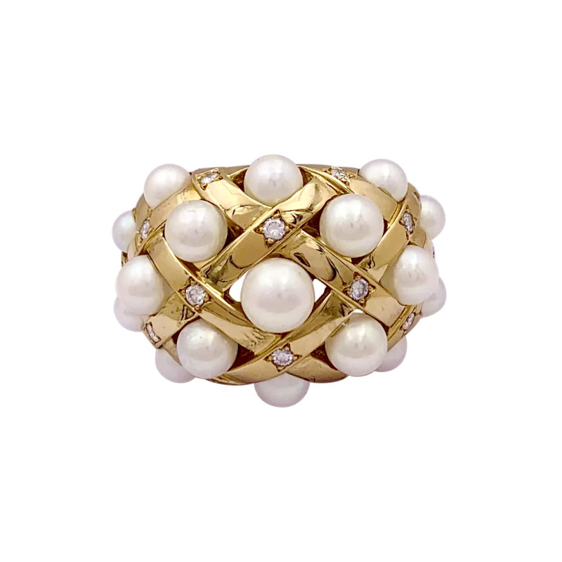 Bague Chanel, "Baroque", or jaune, diamants et perles.