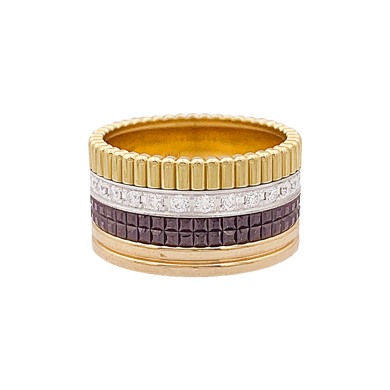 Boucheron gold ring, "Quatre Classique Large" collection.