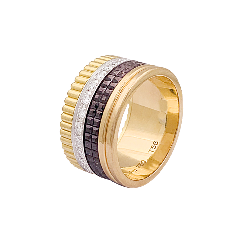 Boucheron gold ring, "Quatre Classique Large" collection.