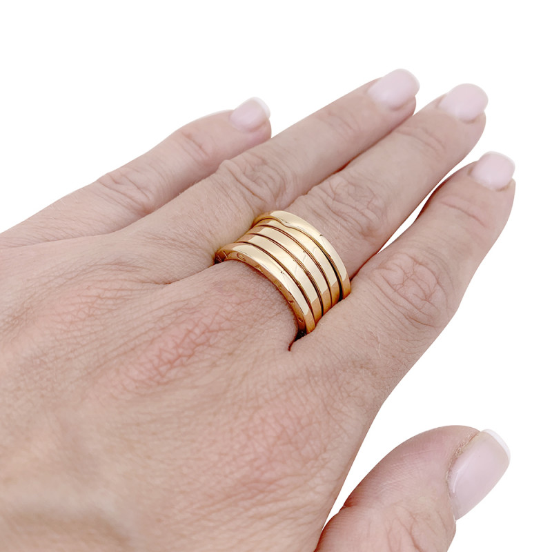 Bulgari yellow gold ring, "B.Zero1" collection.