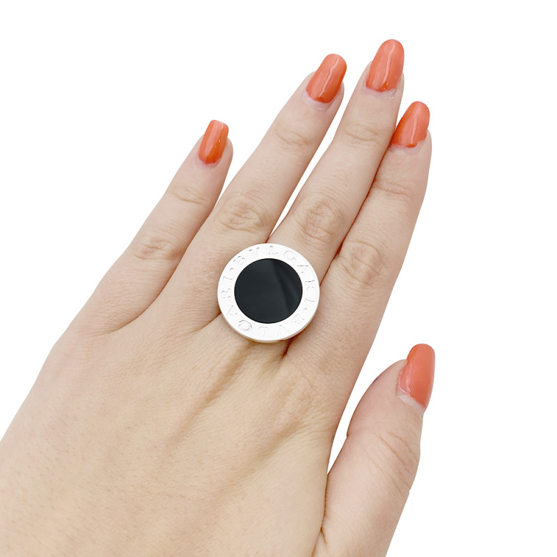 Bulgari "Bulgari Bulgari" ring white gold, onyx.