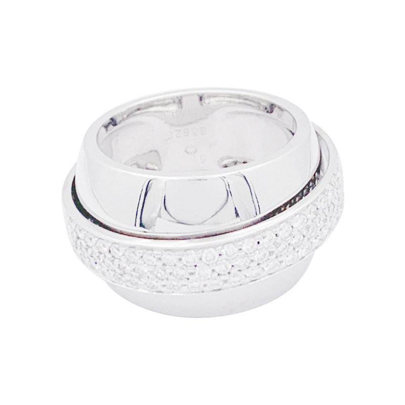 Bague Piaget "Possession" or blanc, diamants.