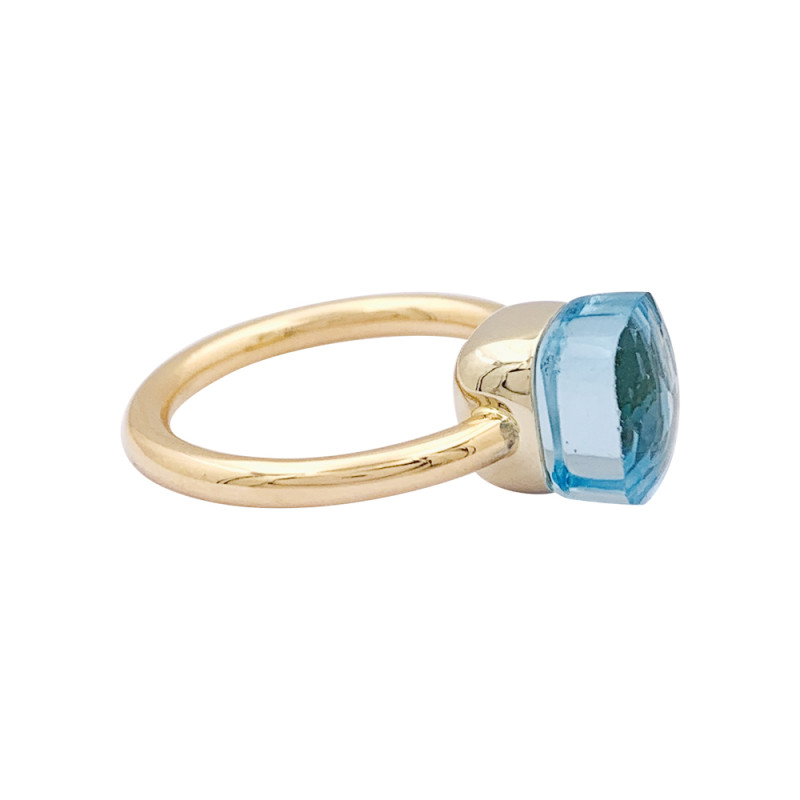 Pomellato gold ring, "Nudo Petit" collection.