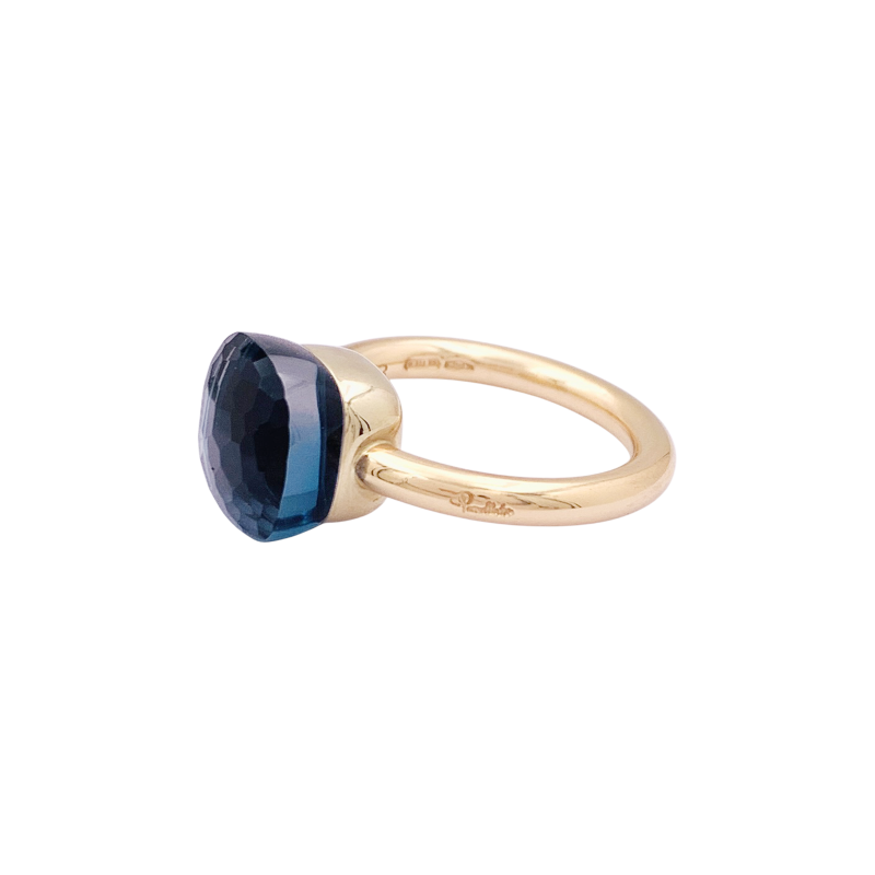 Bague Pomellato, « Nudo Classic», or blanc, or rose, topaze blue London.