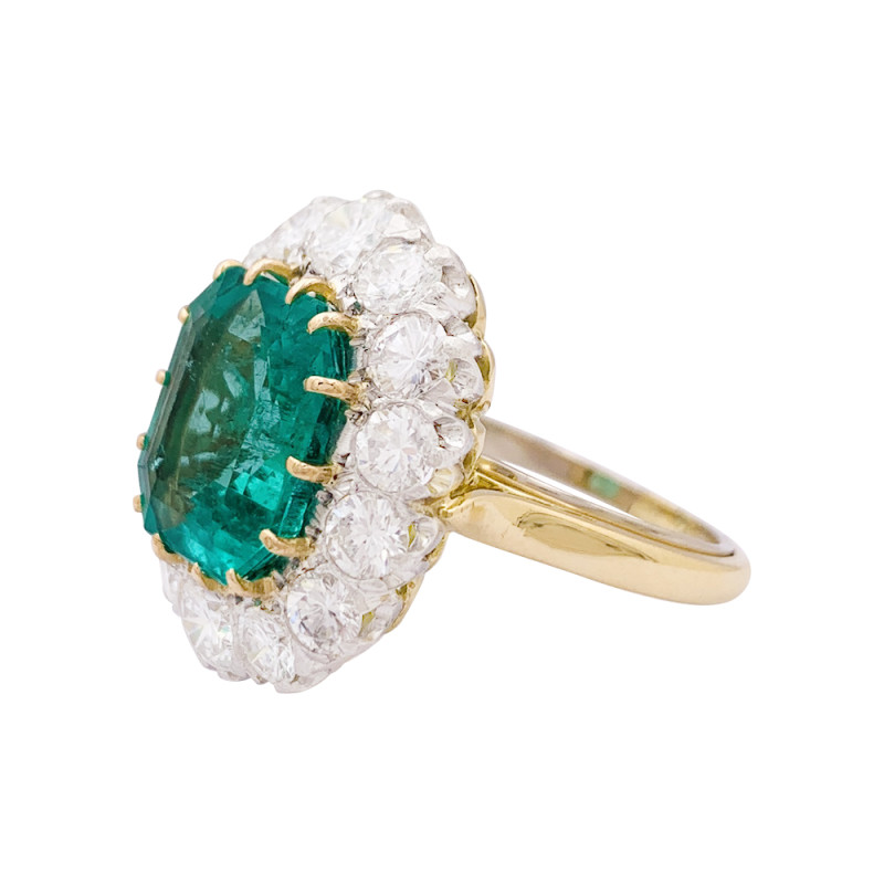 Pompadour platinum, gold, emeralds and diamonds ring.