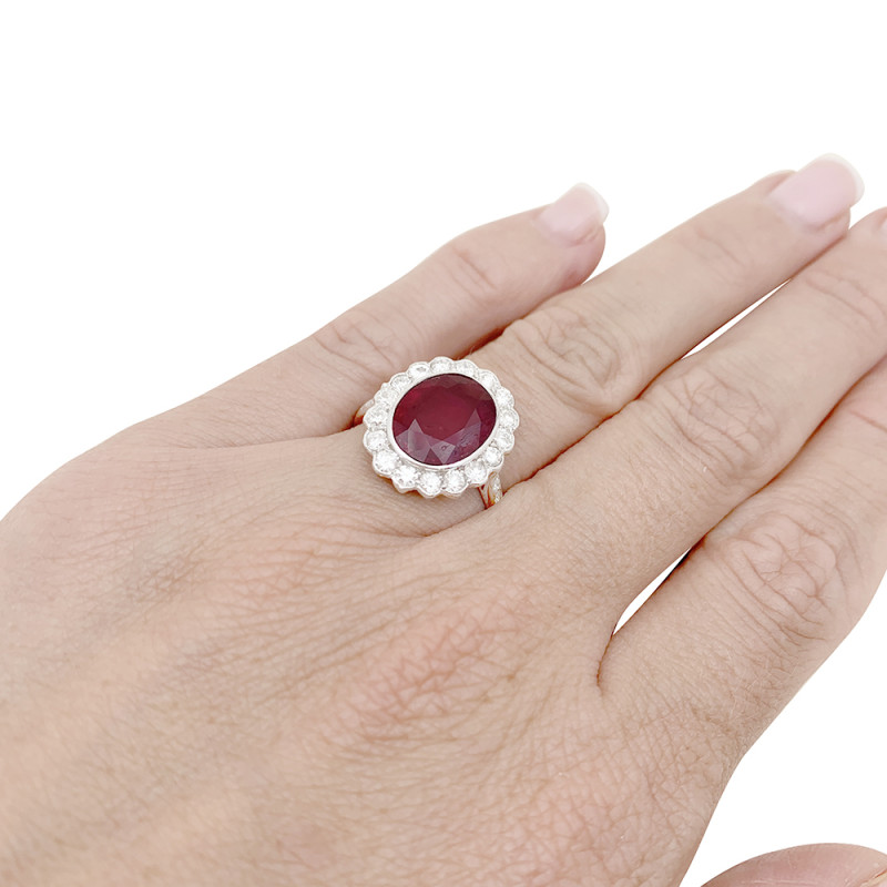 Bague Pompadour rubis, platine, or blanc, diamants.