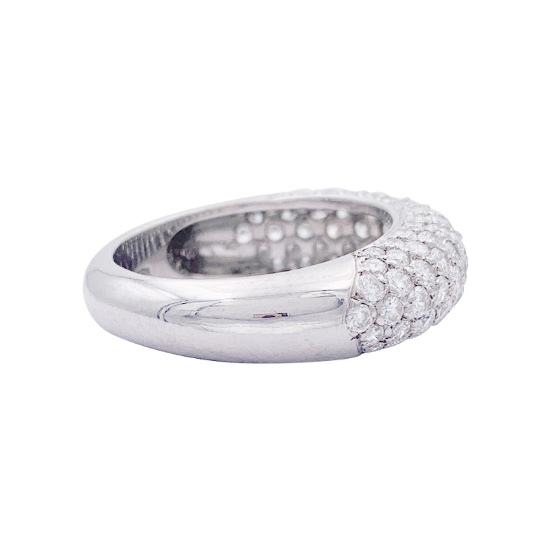 Bague pavage en or blanc, diamants.