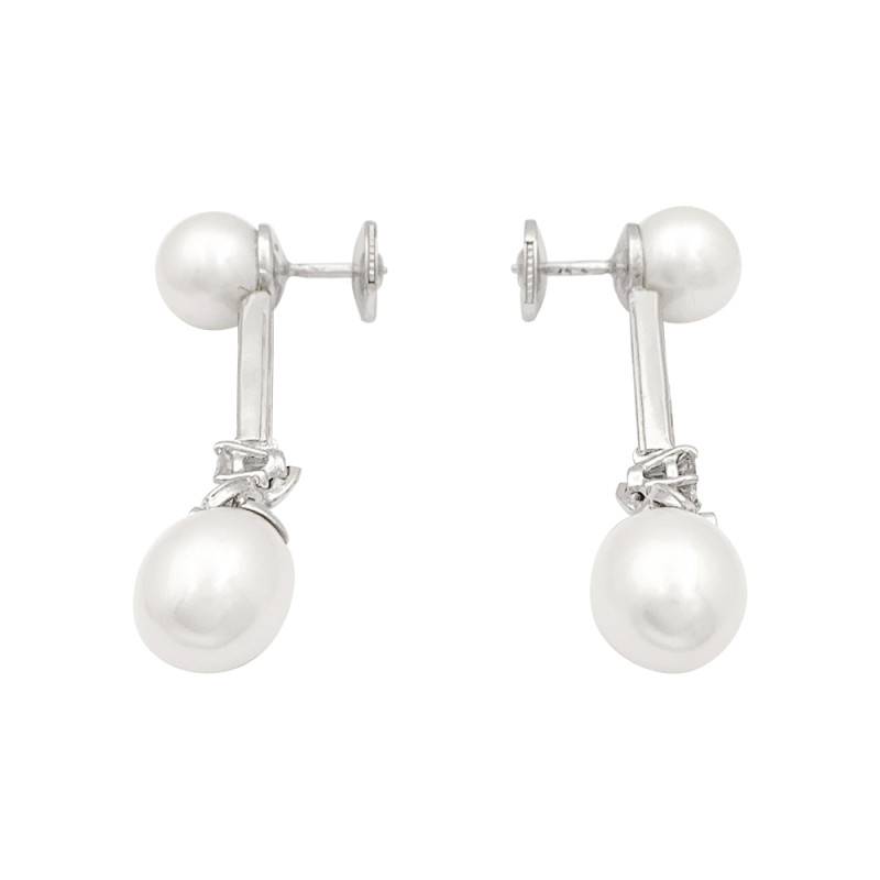 Boucles d'oreilles perles, diamants, platine, or blanc.