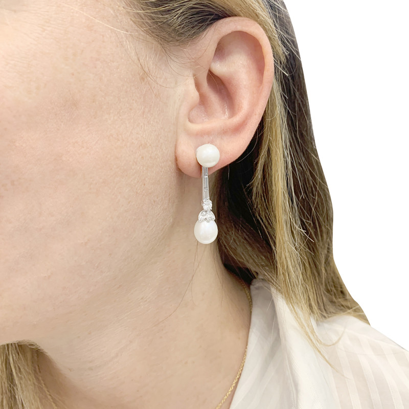 Boucles d'oreilles perles, diamants, platine, or blanc.