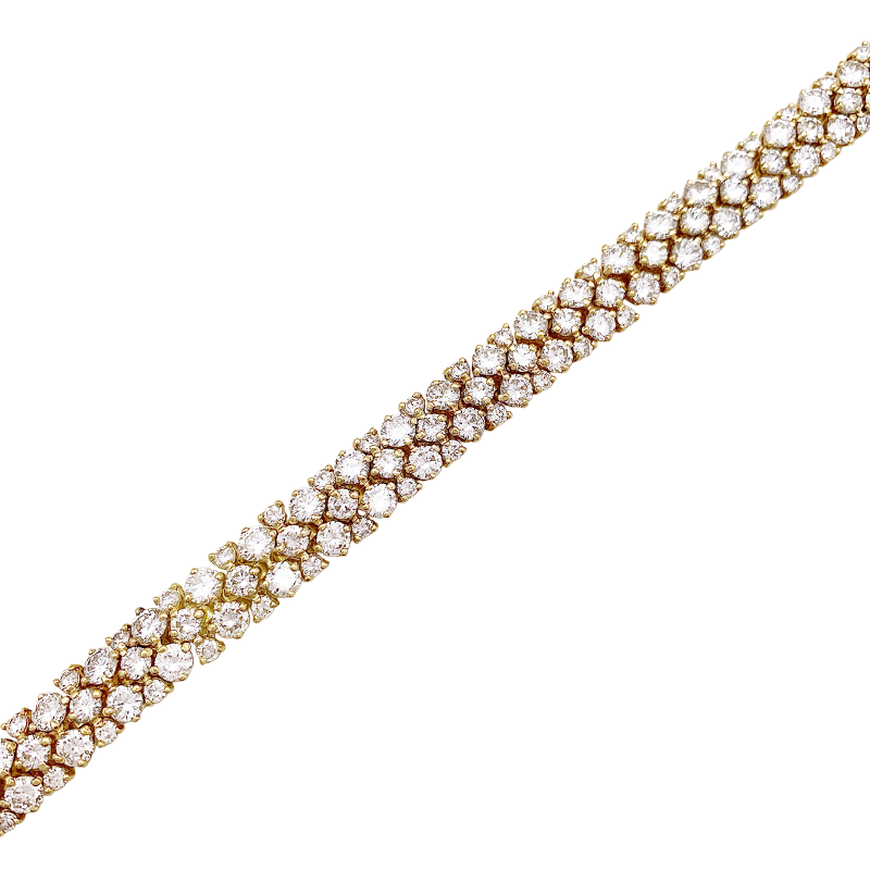 Collier "Rivière" or jaune, diamants.