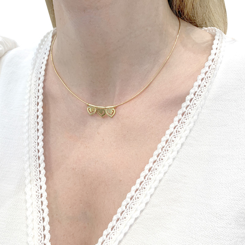 O.J. Perrin "Coeur Légende" necklace, yellow gold.