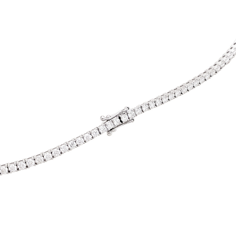 Collier rivière diamants en or blanc.