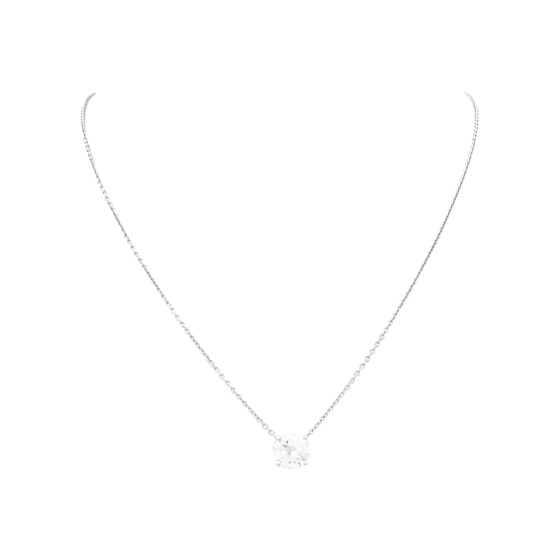 Collier solitaire diamant.