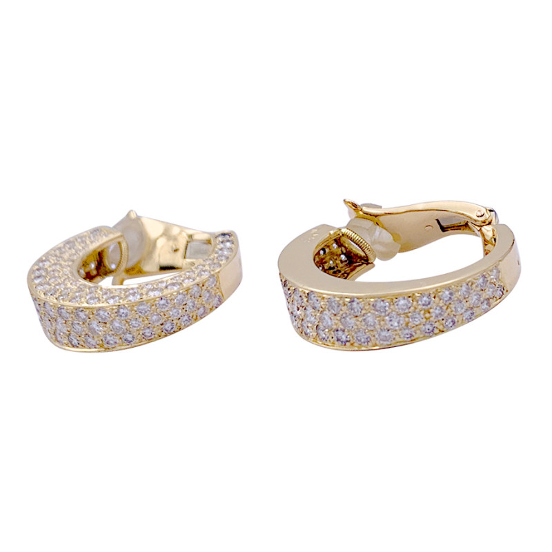 Clips d'oreilles O.J Perrin "Arena", or jaune, diamants.