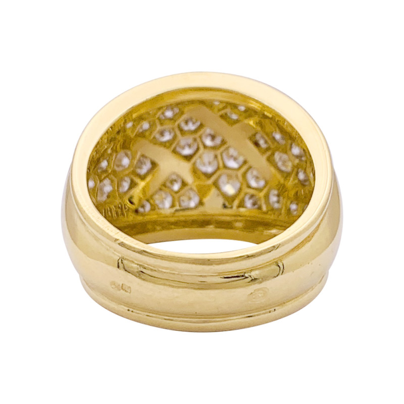 Bague pavage or jaune, diamants.