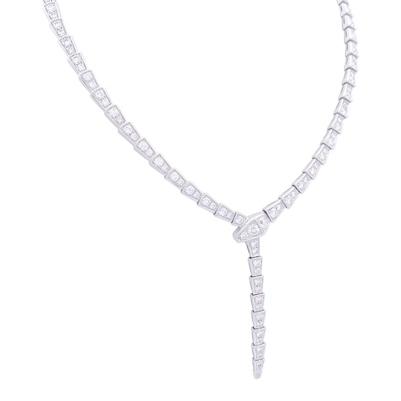 Collier Bulgari "Serpenti Viper" or blanc, diamants.