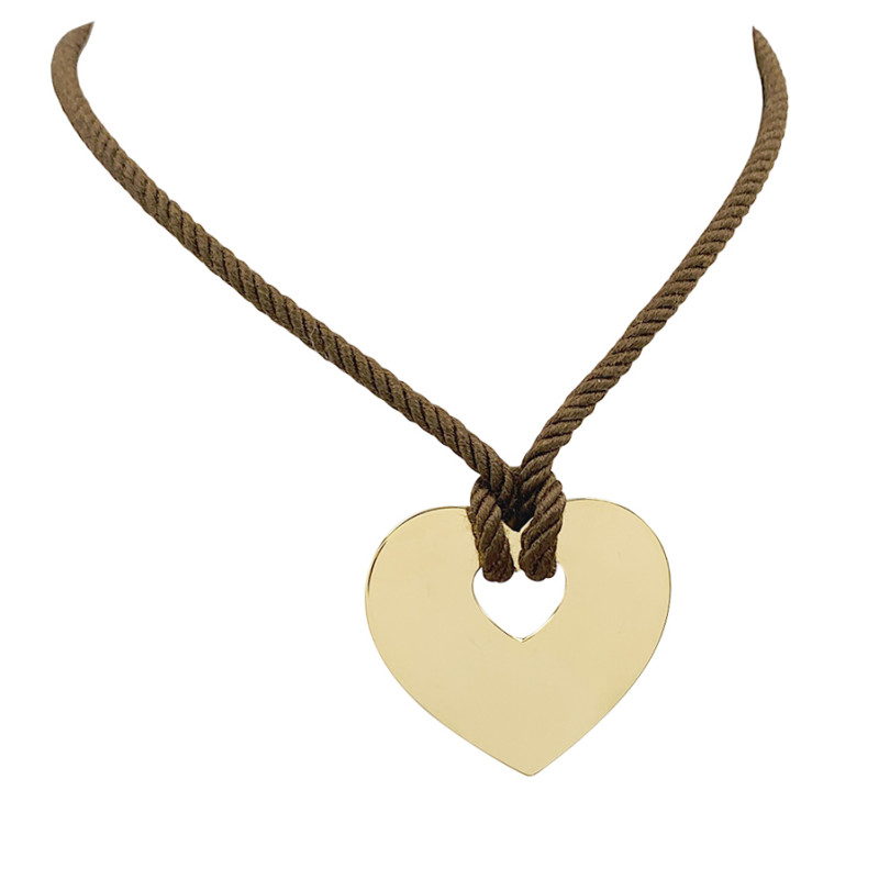 Poiray gold pendant, "Coeur Secret" collection.