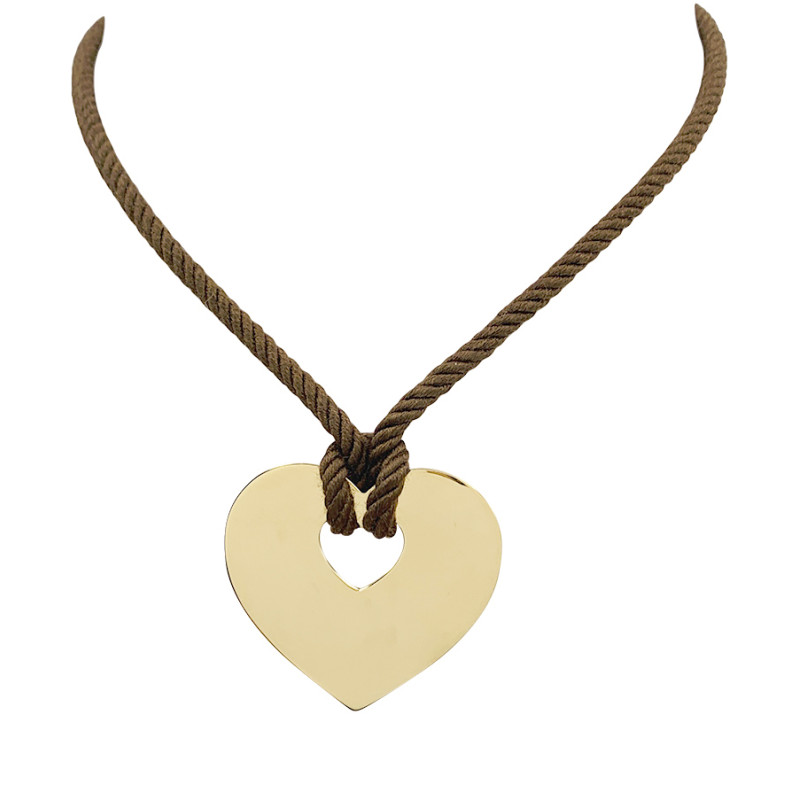 Poiray gold pendant, "Coeur Secret" collection.