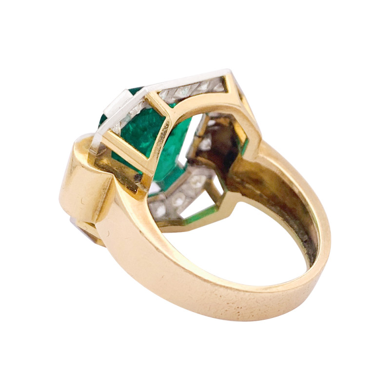 Vintage emerald, platinum, gold and diamonds ring.