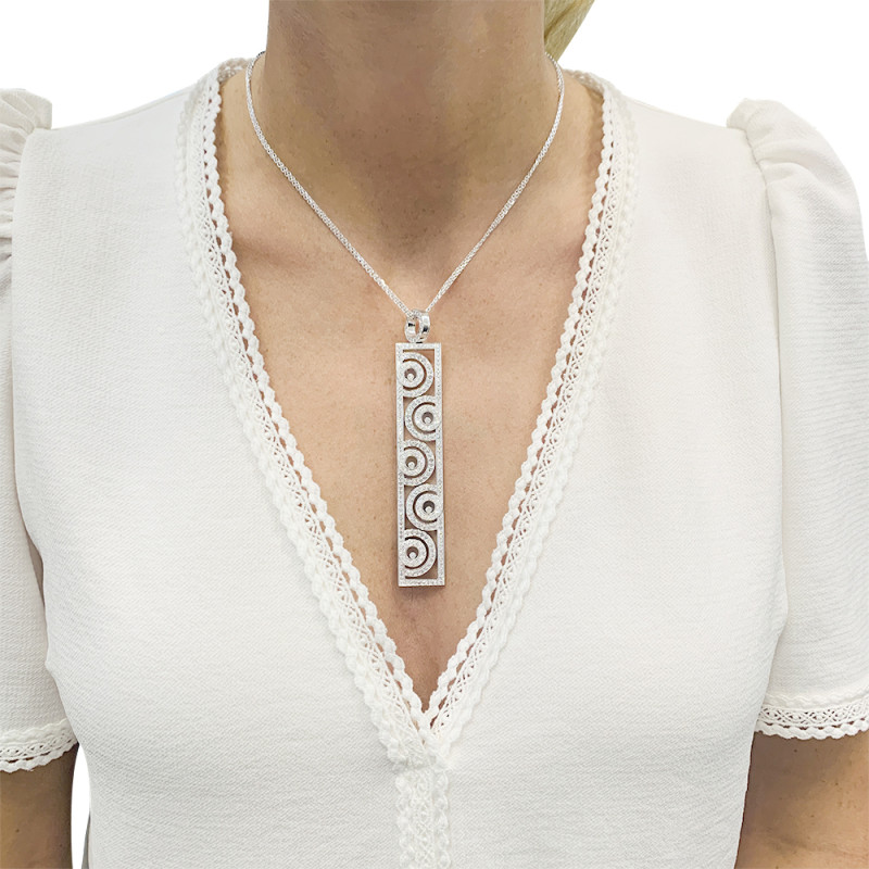 Collier Chopard, "Happy Spirit", en or blanc, diamants.