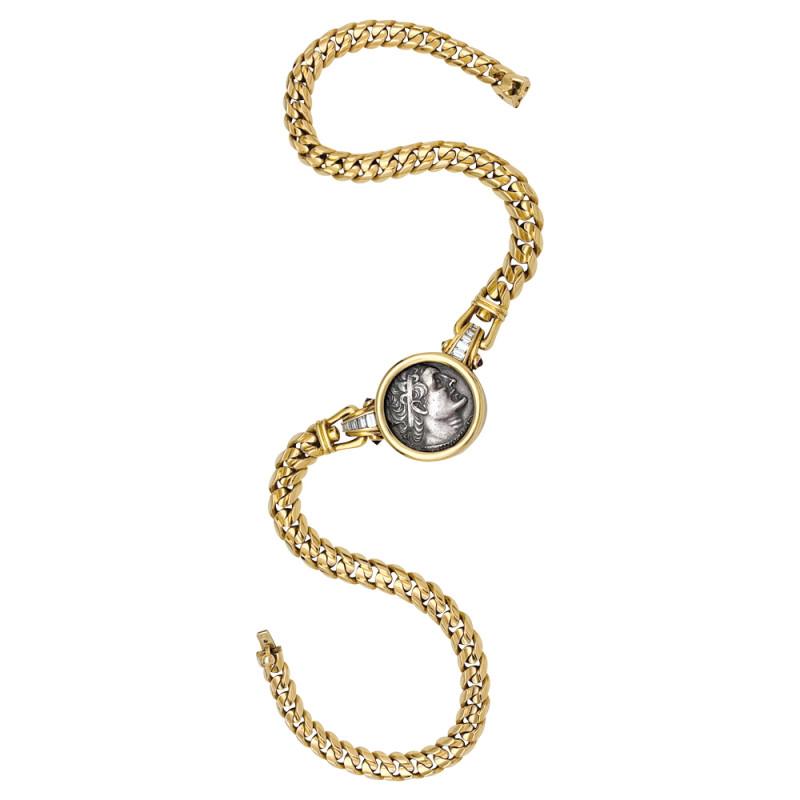 Yellow gold Bulgari necklace 