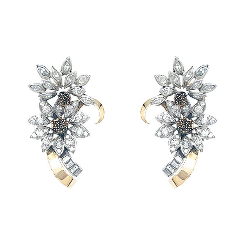 Boucles d'oreilles, "Edelweiss", en or jaune, platine et diamants.